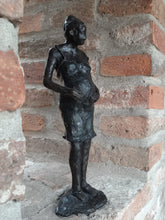 Afbeelding in Gallery-weergave laden, De zwangere vrouw - wietskunstatelier
